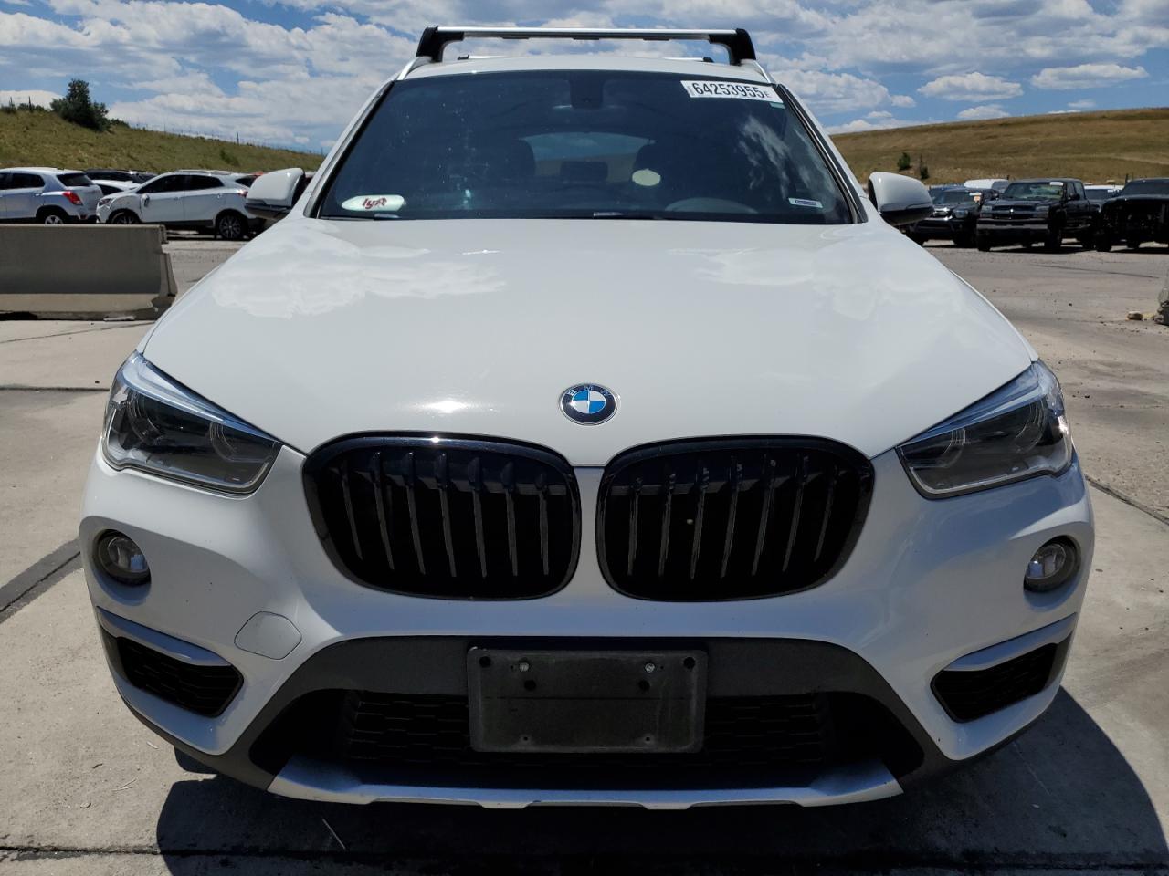 2017 BMW X1 xDrive28I - Фото 5
