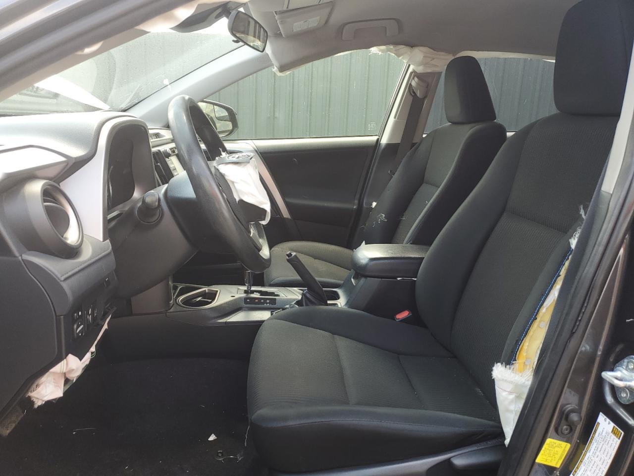 2018 Toyota Rav4 Le - Image 7