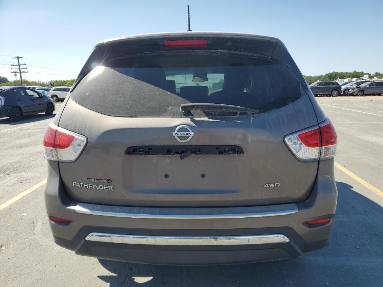 2013 Nissan Pathfinder S - Image 6