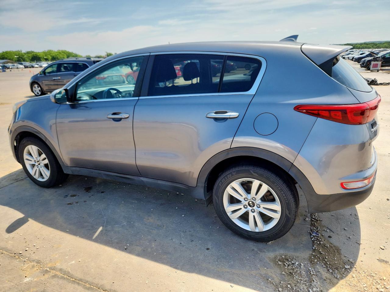 2017 Kia Sportage Lx - Image 2