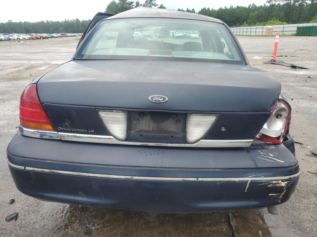 2001 Ford Crown Victoria Lx - Image 6
