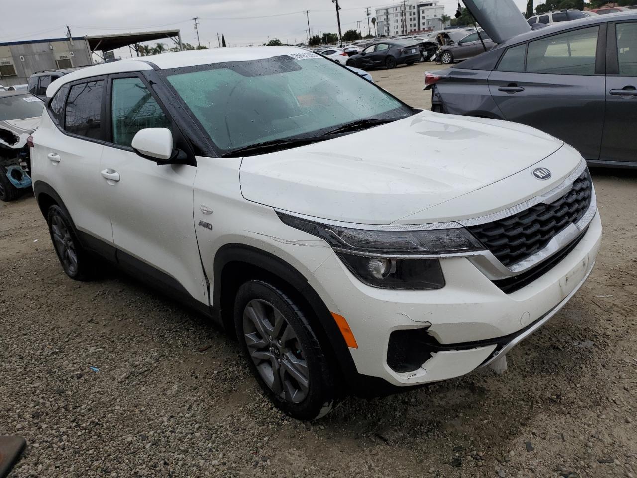 2021 Kia Seltos Lx - Фото 4