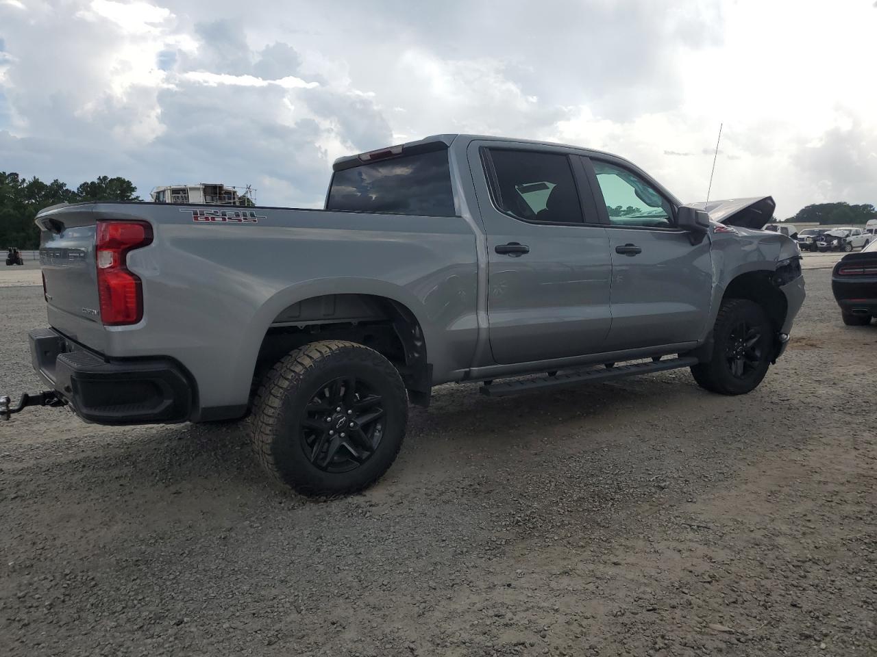 2023 Chevrolet Silverado K1500 Trail Boss Custom - Image 3