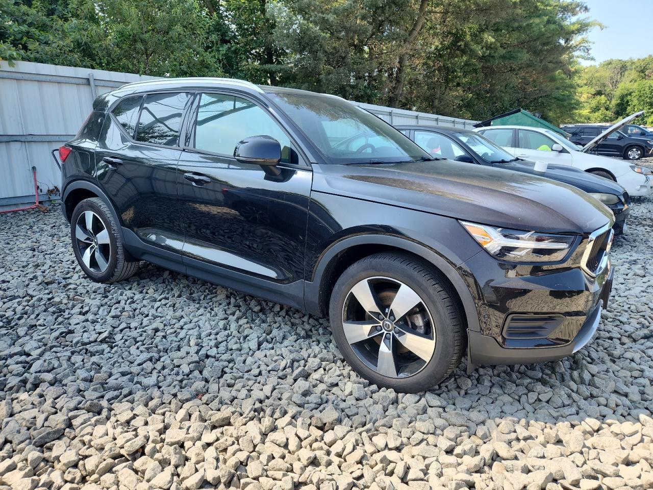 2019 Volvo Xc40 T5 Momentum - Фото 4