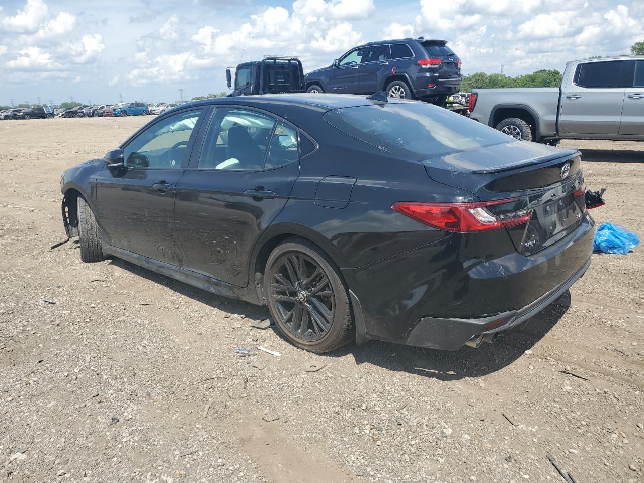 2025 Toyota Camry Xse - Фото 2