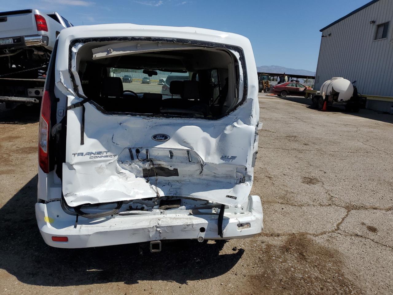 2015 Ford Transit Connect Xlt - Фото 6