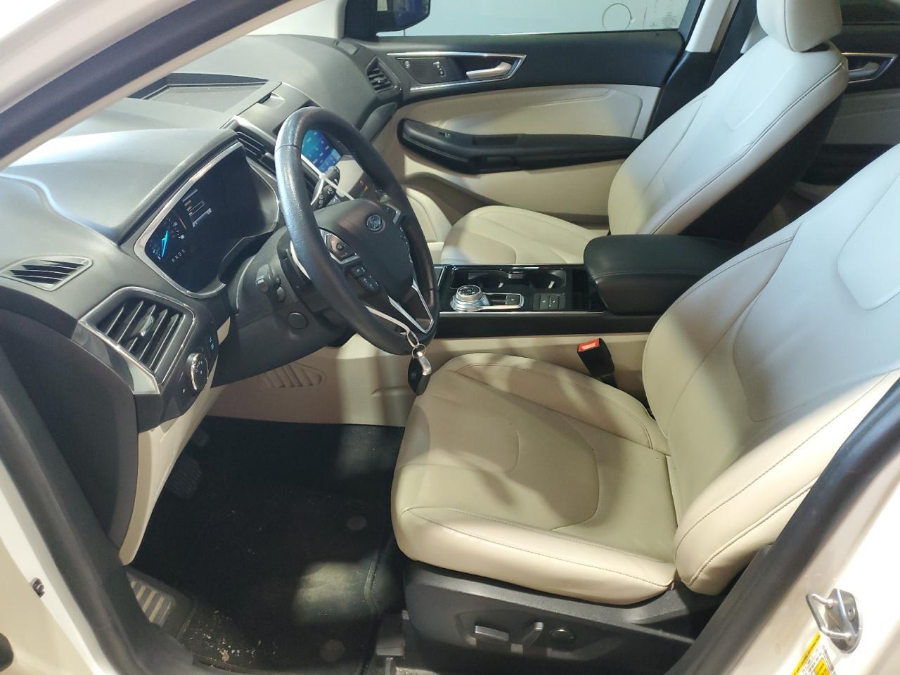 2020 Ford Edge Titanium - Фото 7