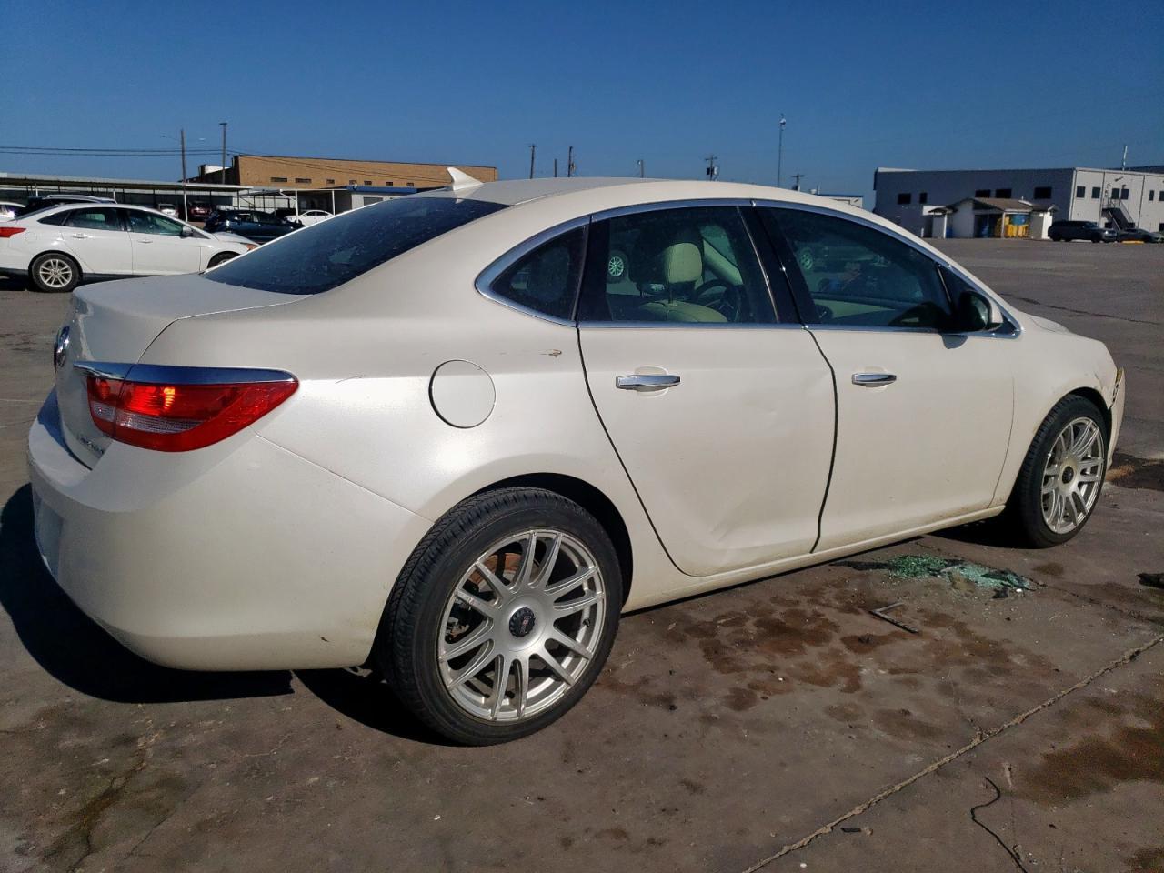 2013 Buick Verano - Фото 3