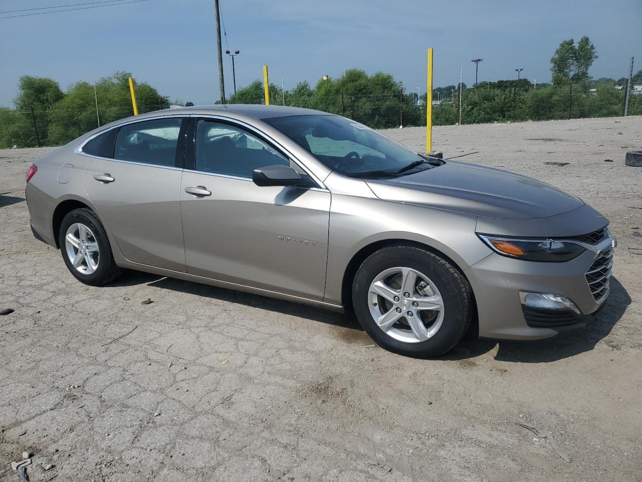 2022 Chevrolet Malibu Lt - Фото 4