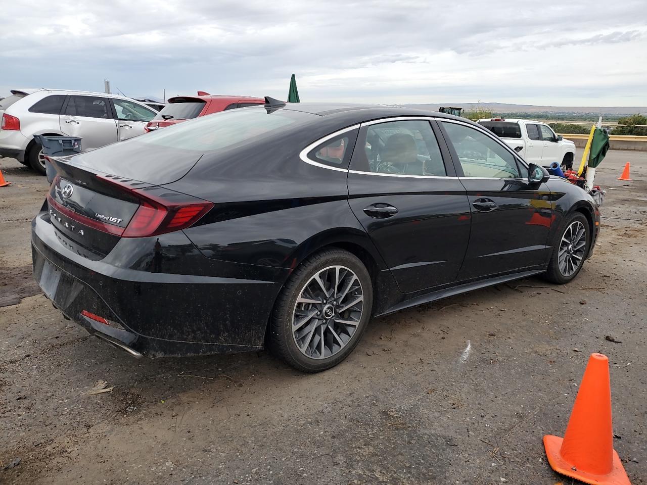 2021 Hyundai Sonata Limited - Фото 3