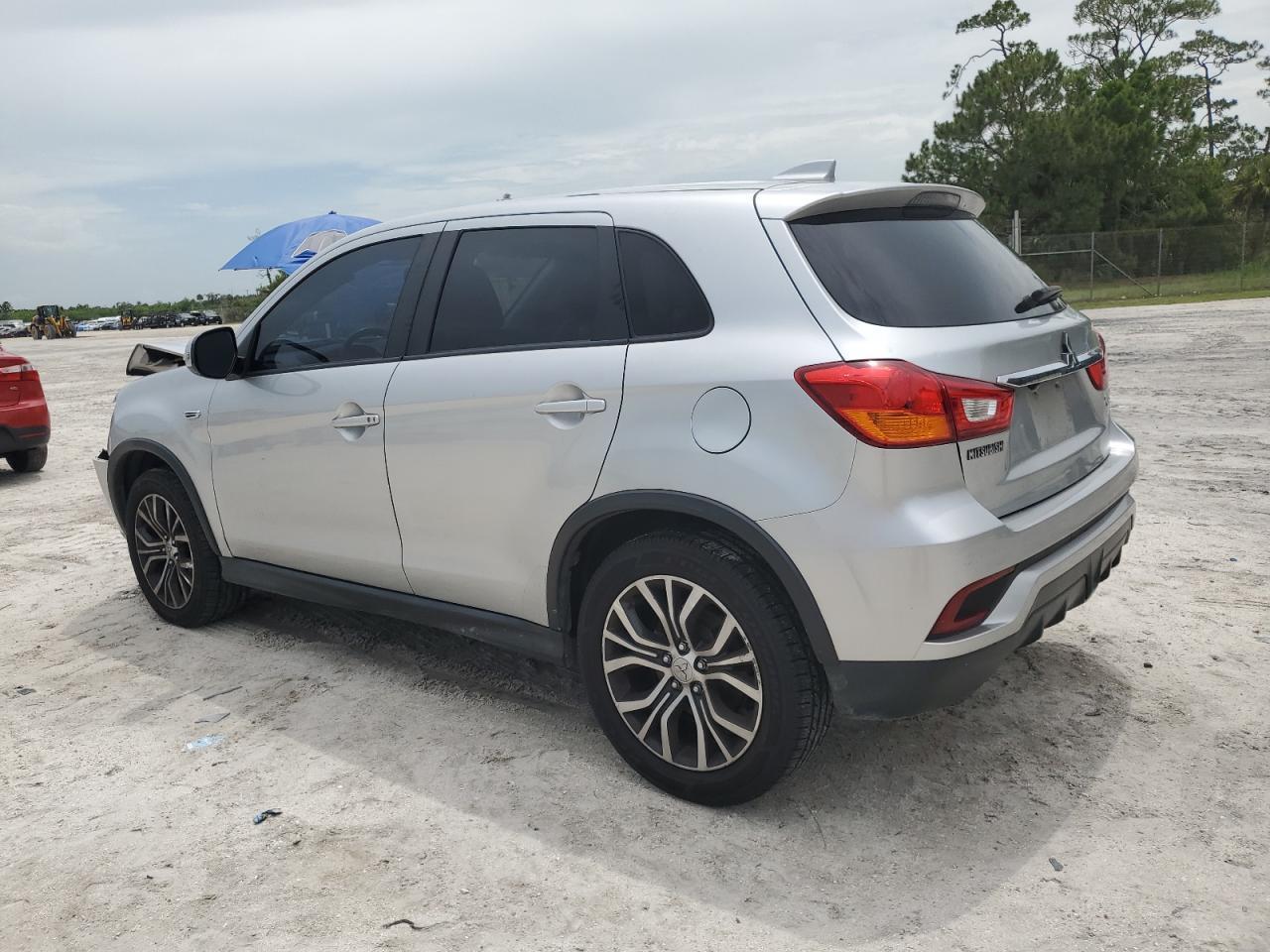 2018 Mitsubishi Outlander Sport Es - Фото 2