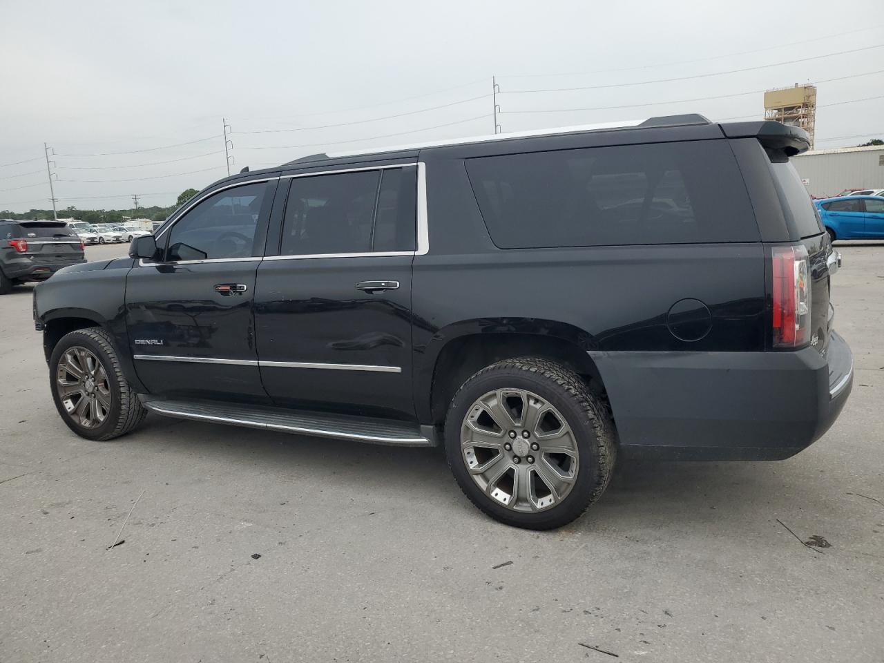 2016 GMC Yukon Xl Denali - Image 2
