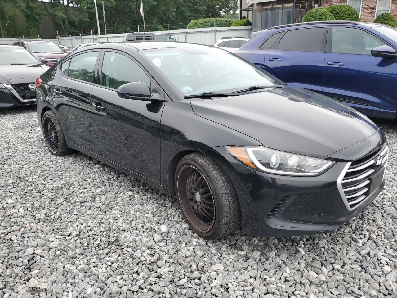 2017 Hyundai Elantra Se - Фото 4