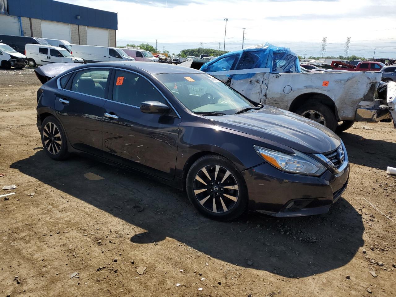 2018 Nissan Altima 2.5 - Image 4