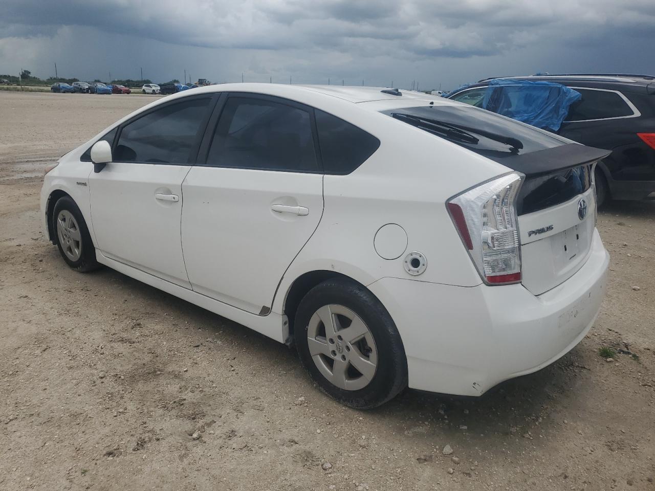 2011 Toyota Prius - Фото 2