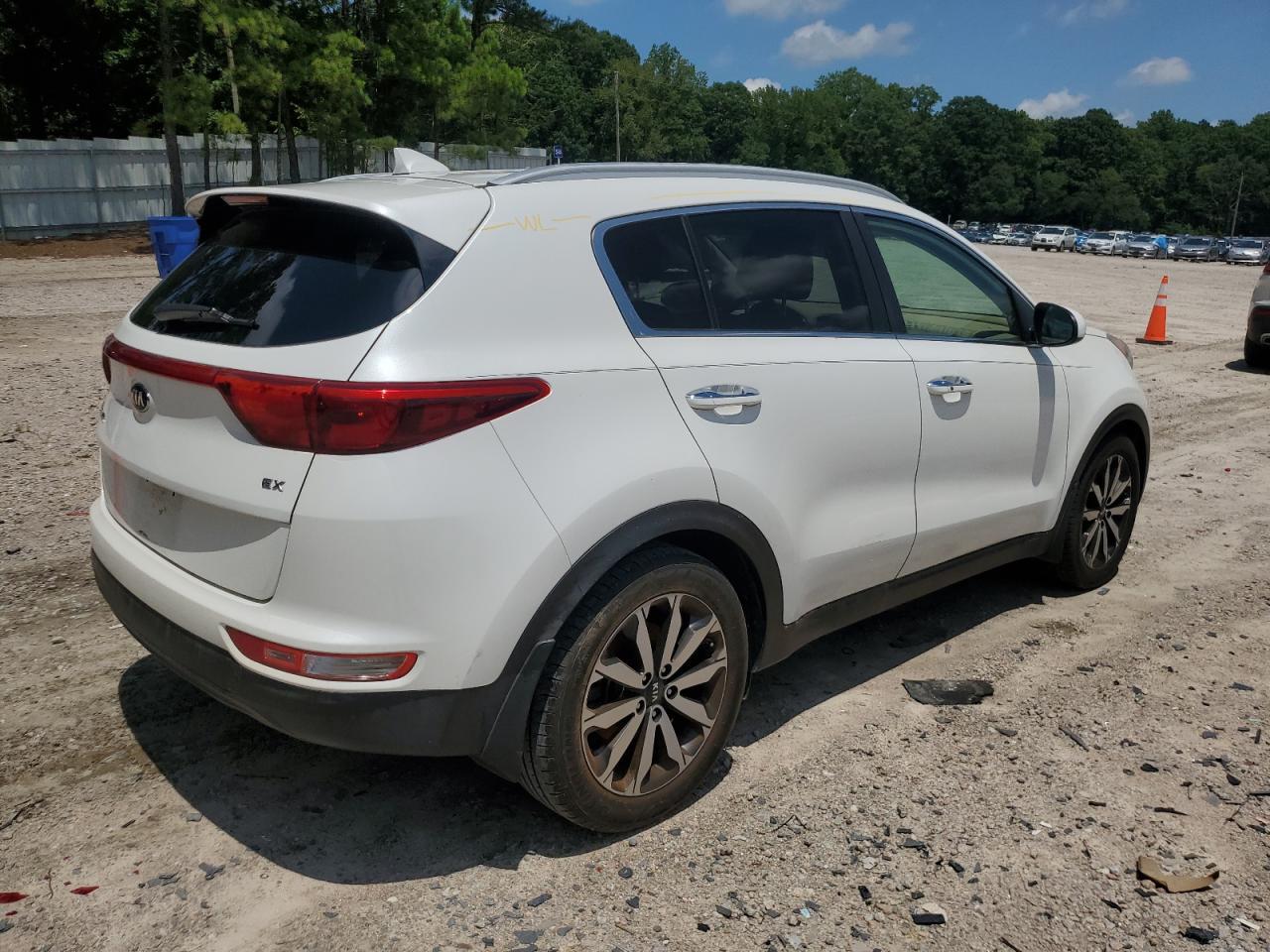 2017 Kia Sportage Ex - Image 3