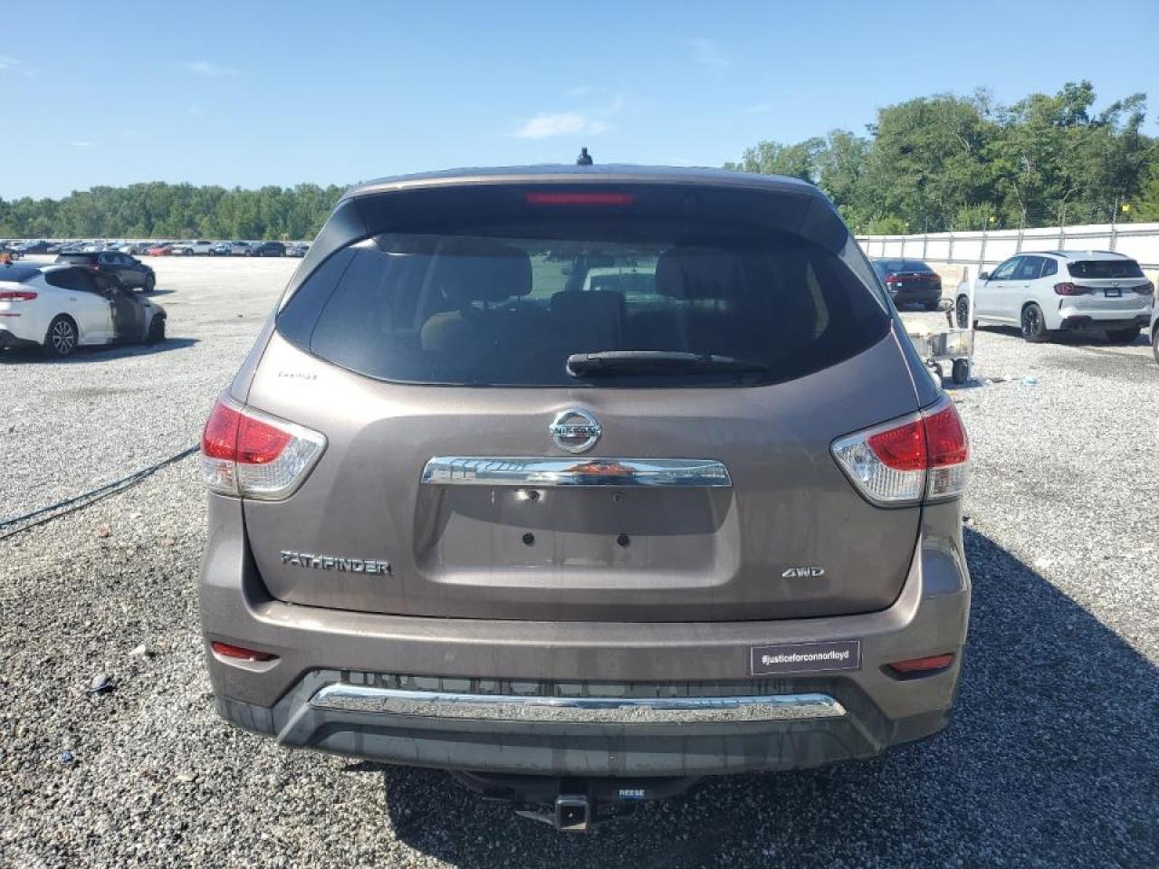 2013 Nissan Pathfinder S - Фото 6