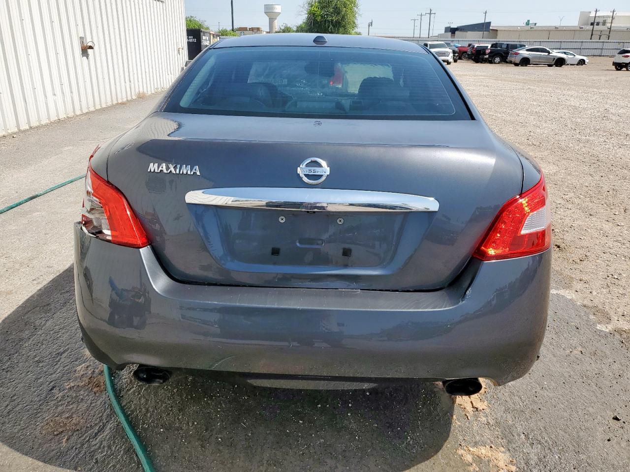 2010 Nissan Maxima S - Image 6