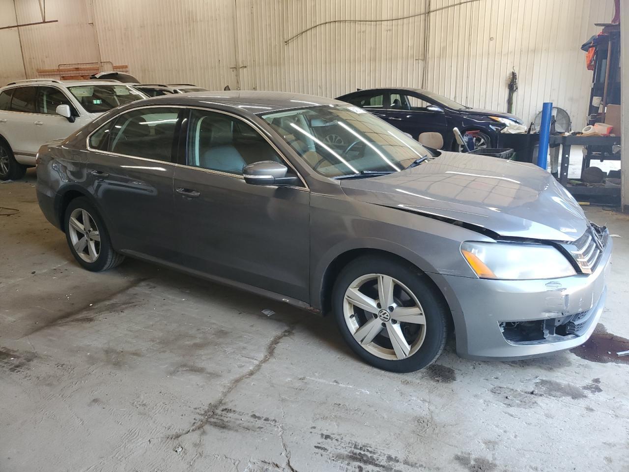 2013 Volkswagen Passat Se - Image 4