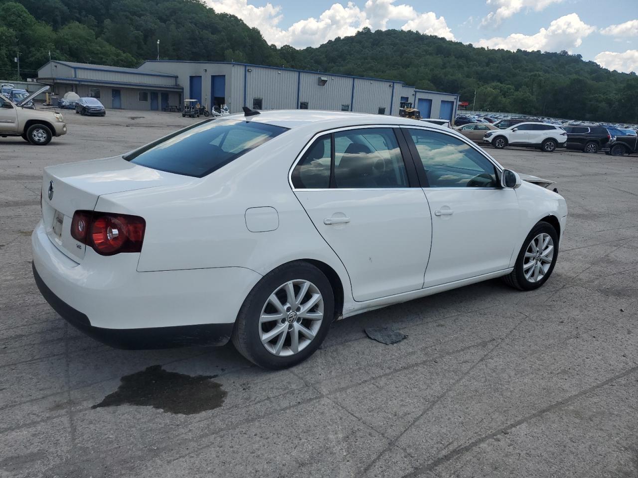 2010 Volkswagen Jetta Se - Фото 3