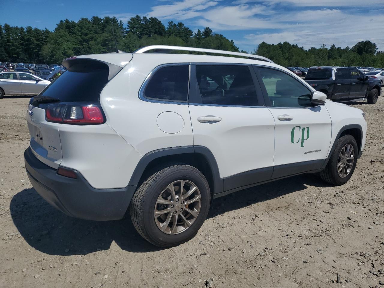 2019 Jeep Cherokee Latitude Plus - Image 3