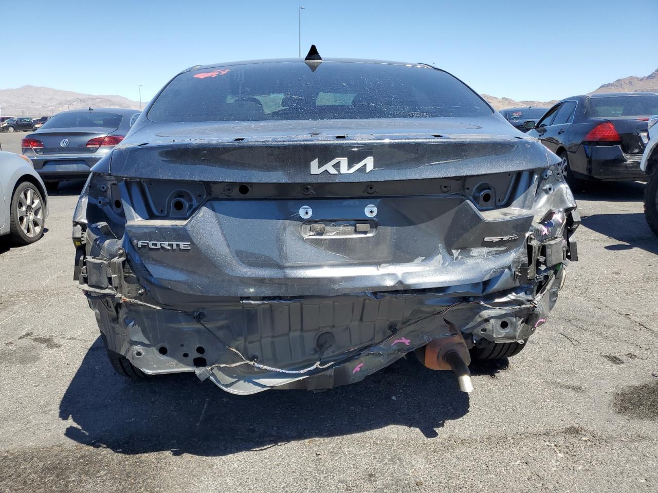 2024 Kia Forte Gt Line - Image 6