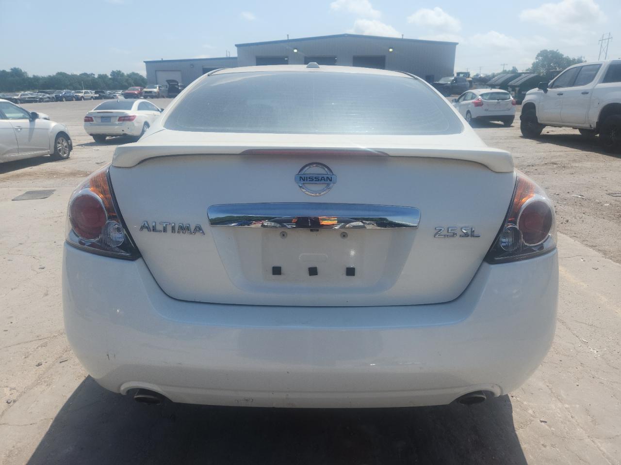 2011 Nissan Altima Base - Фото 6