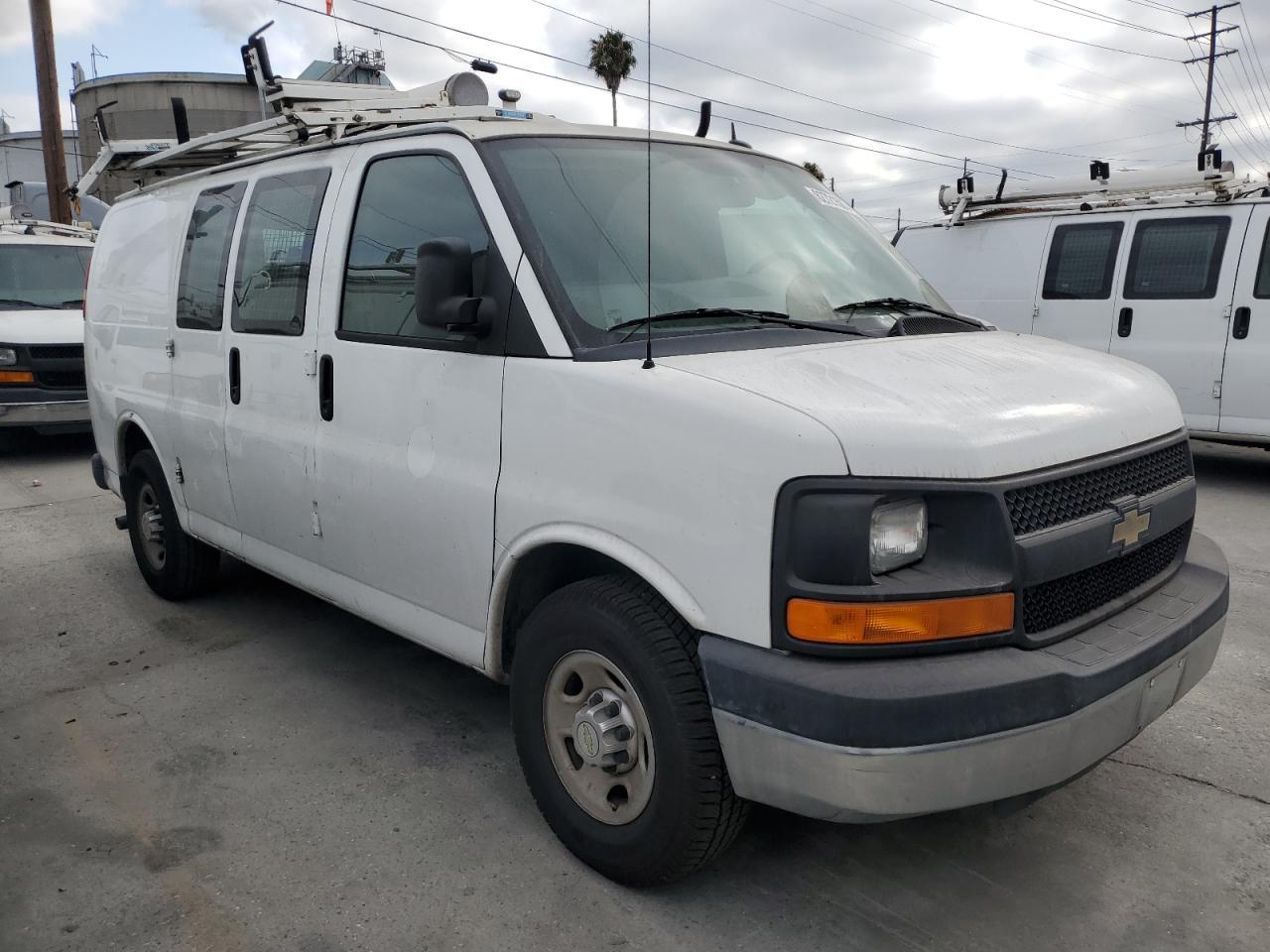 2014 Chevrolet Express G2500 - Фото 4