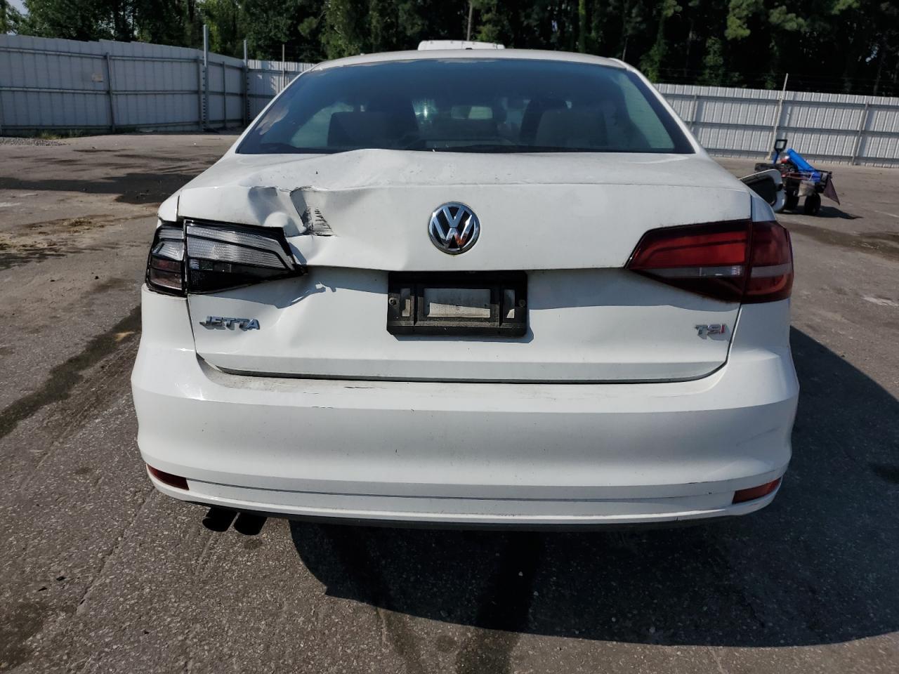 2018 Volkswagen Jetta S - Фото 6