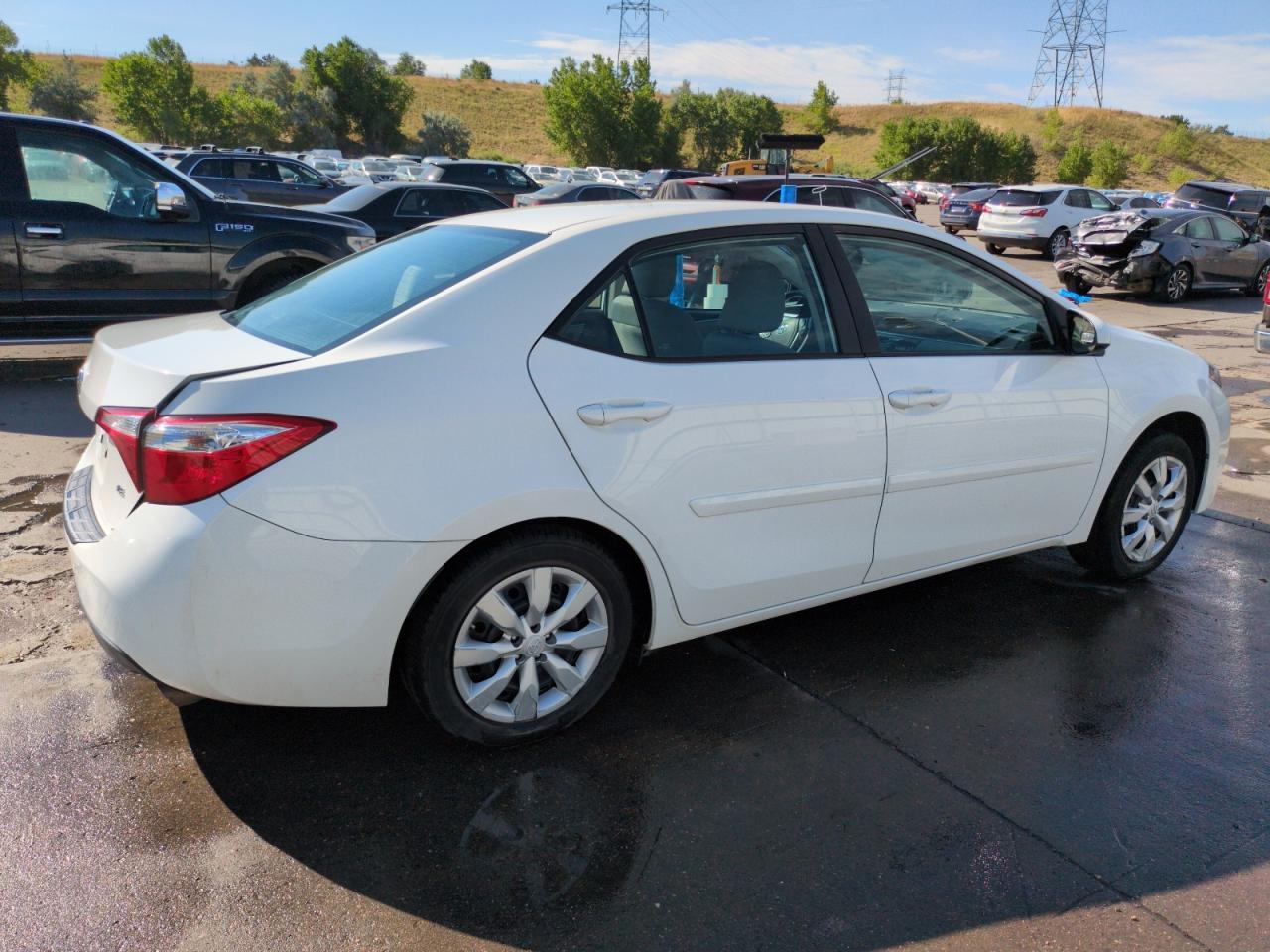 2014 Toyota Corolla L - Фото 3
