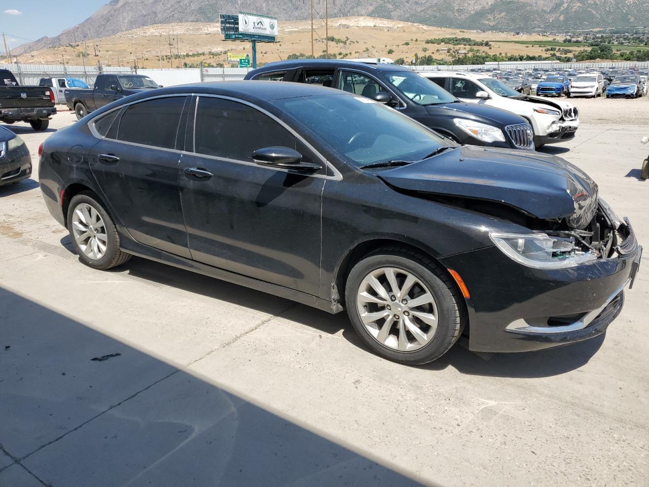 2015 Chrysler 200 C - Image 4