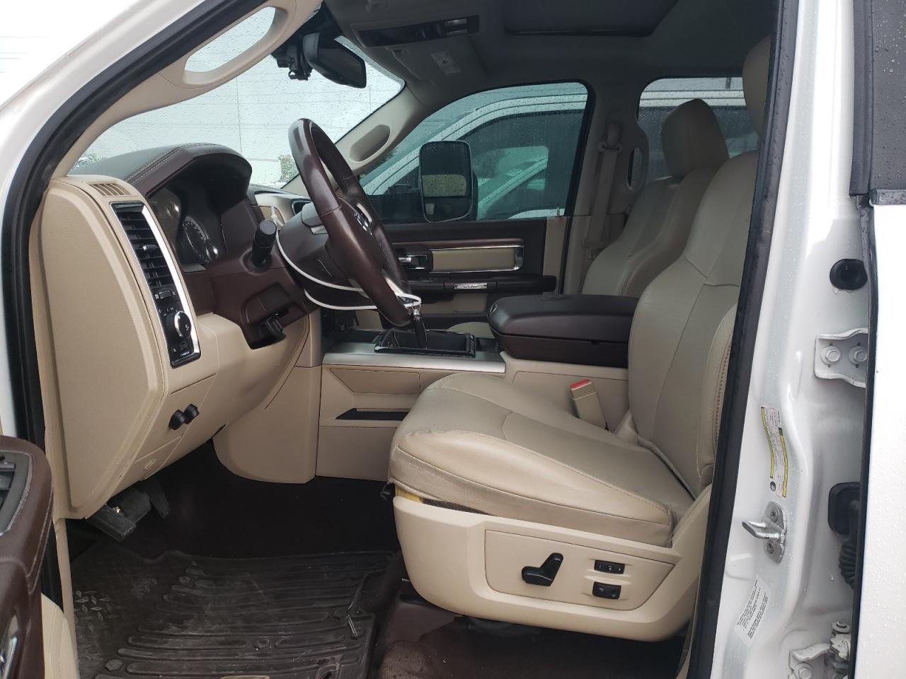 2014 Ram 3500 Laramie - Image 7