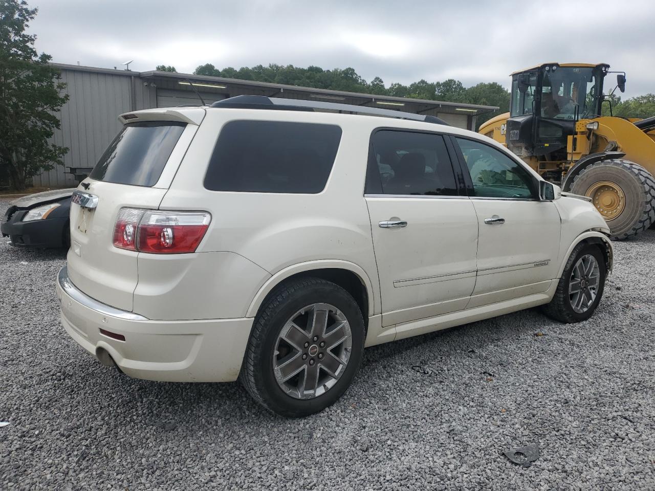 2011 GMC Acadia Denali - Фото 3