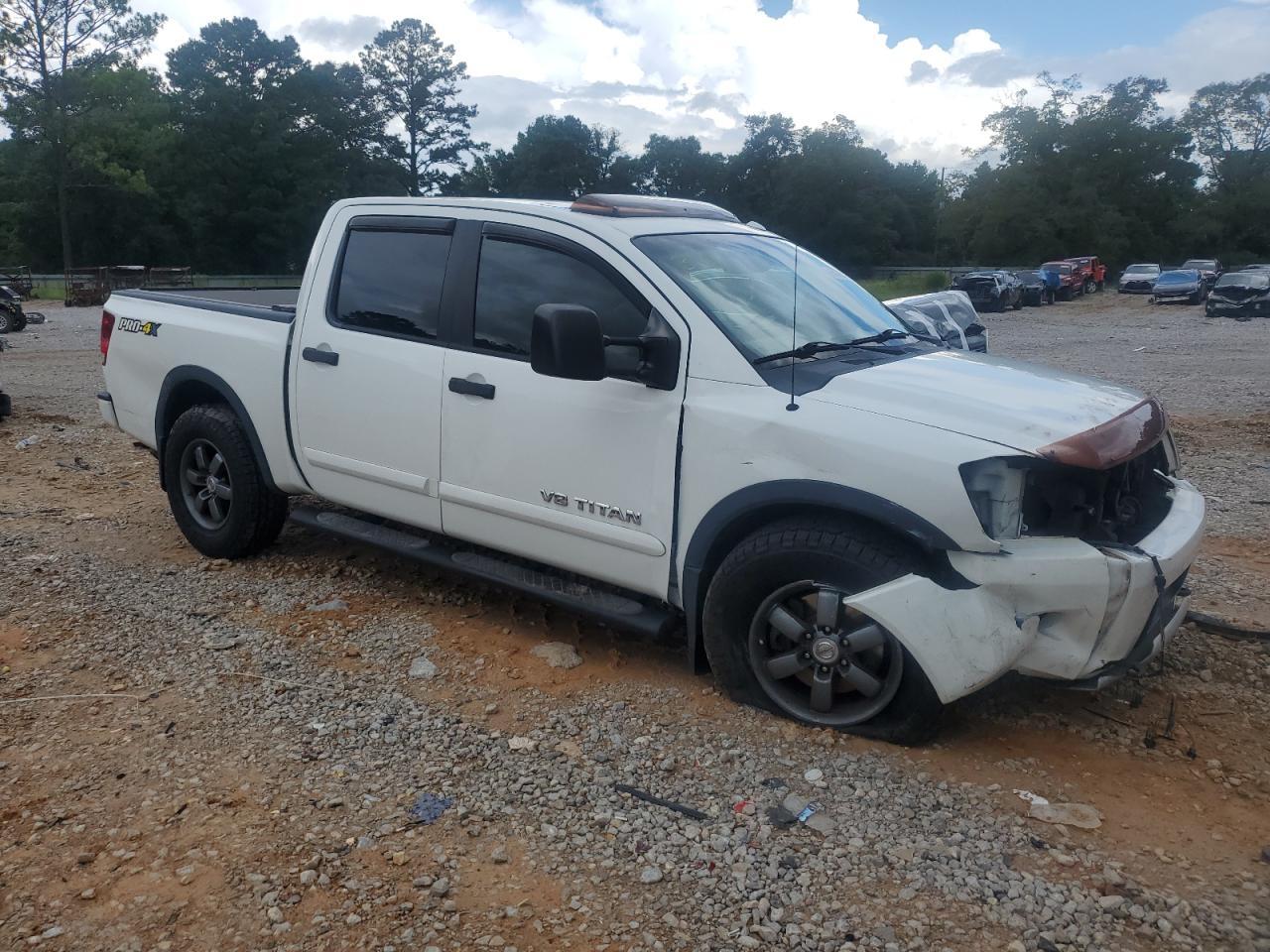2014 Nissan Titan S - Фото 4