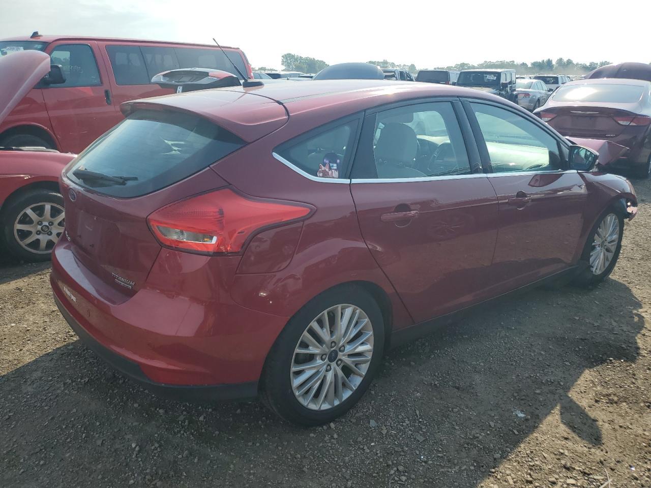 2016 Ford Focus Titanium - Image 3