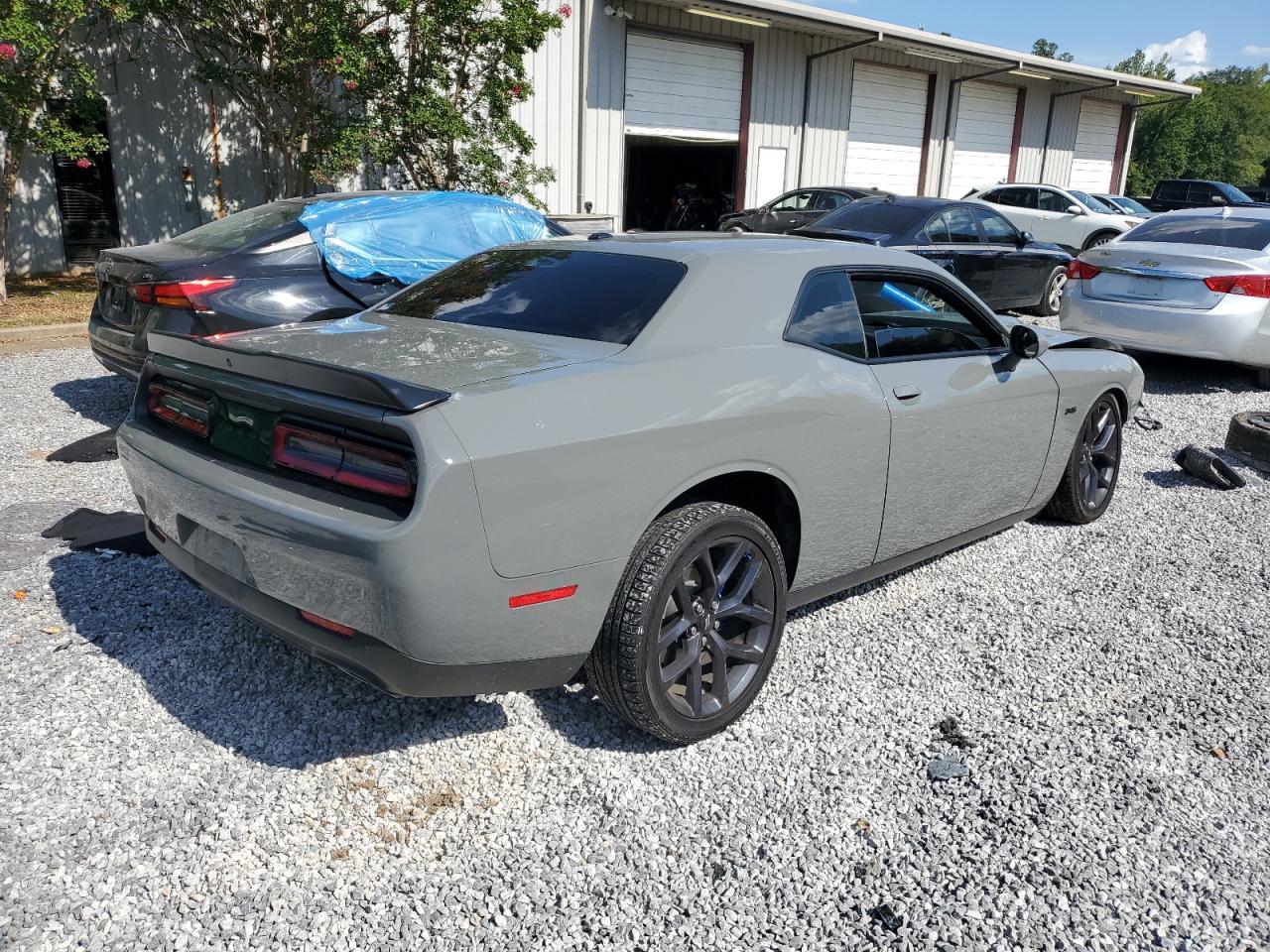 2023 Dodge Challenger R/T - Фото 3