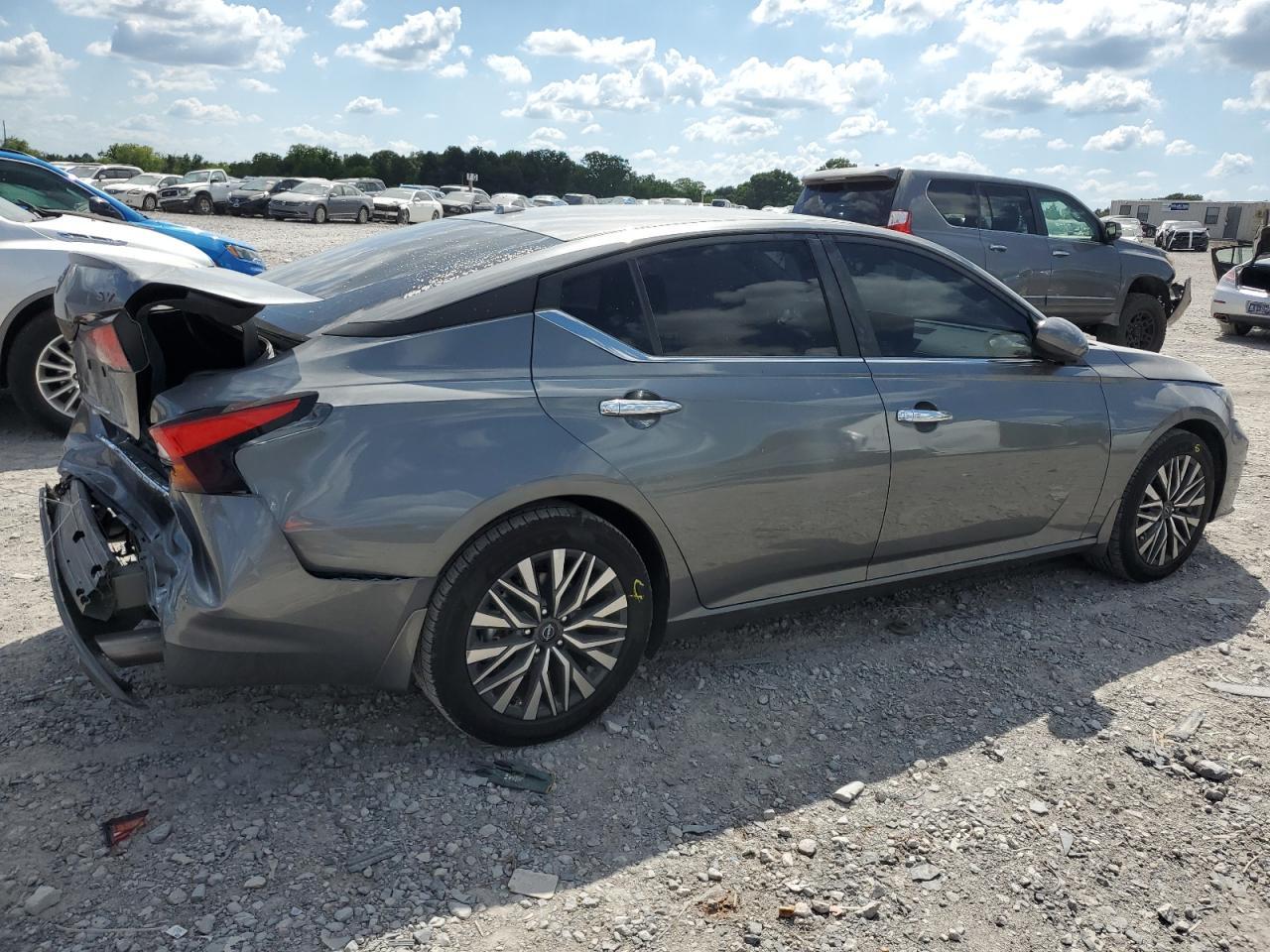 2023 Nissan Altima Sv - Фото 3