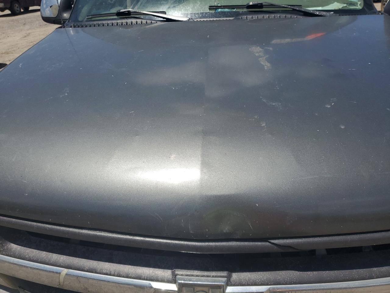 2000 Chevrolet Silverado C1500 - Image 7