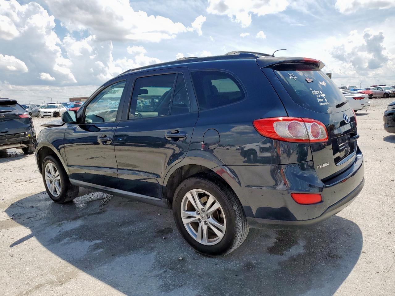 2010 Hyundai Santa Fe Se - Image 2