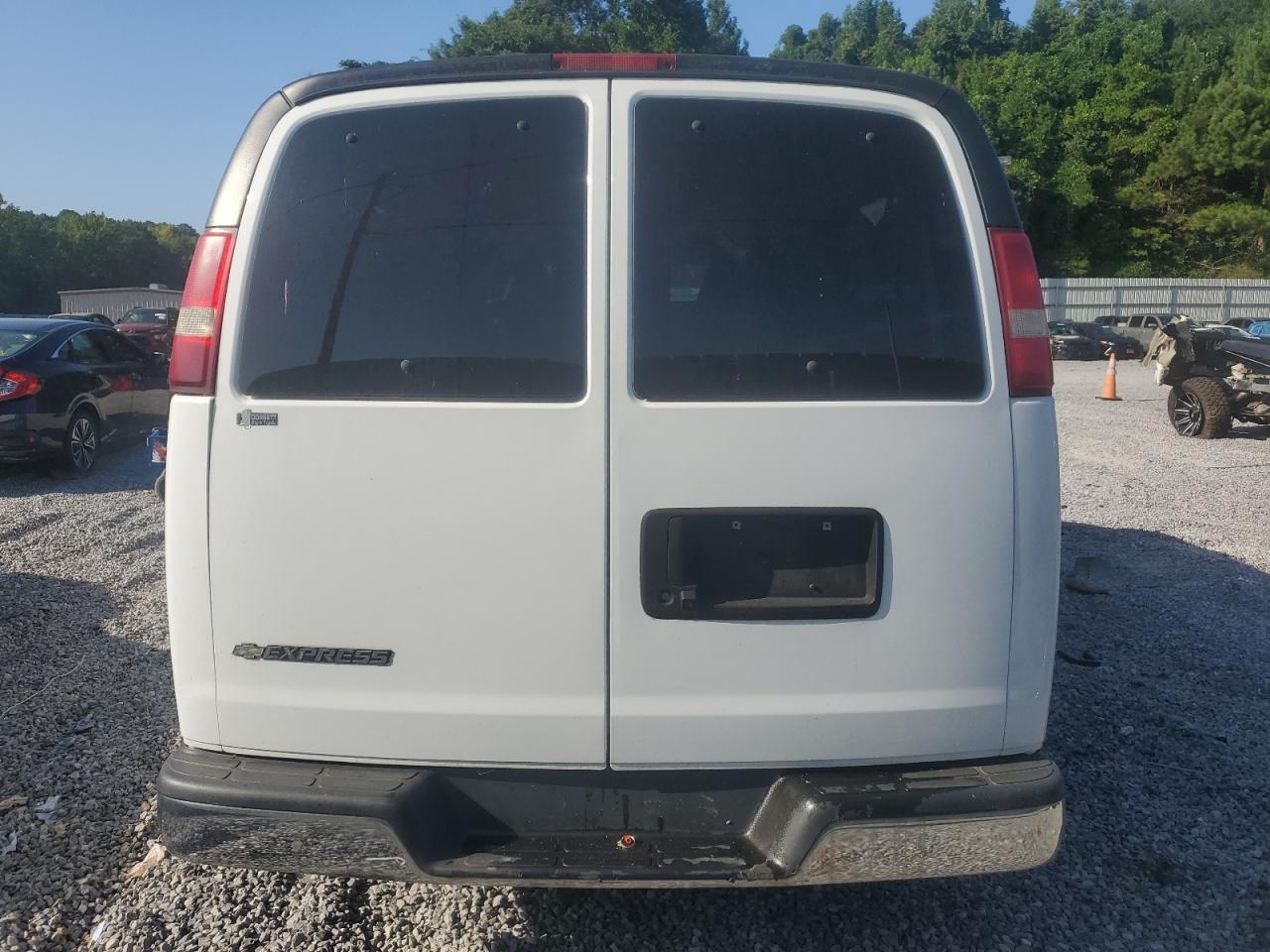 2018 Chevrolet Express G3500 Lt - Image 6