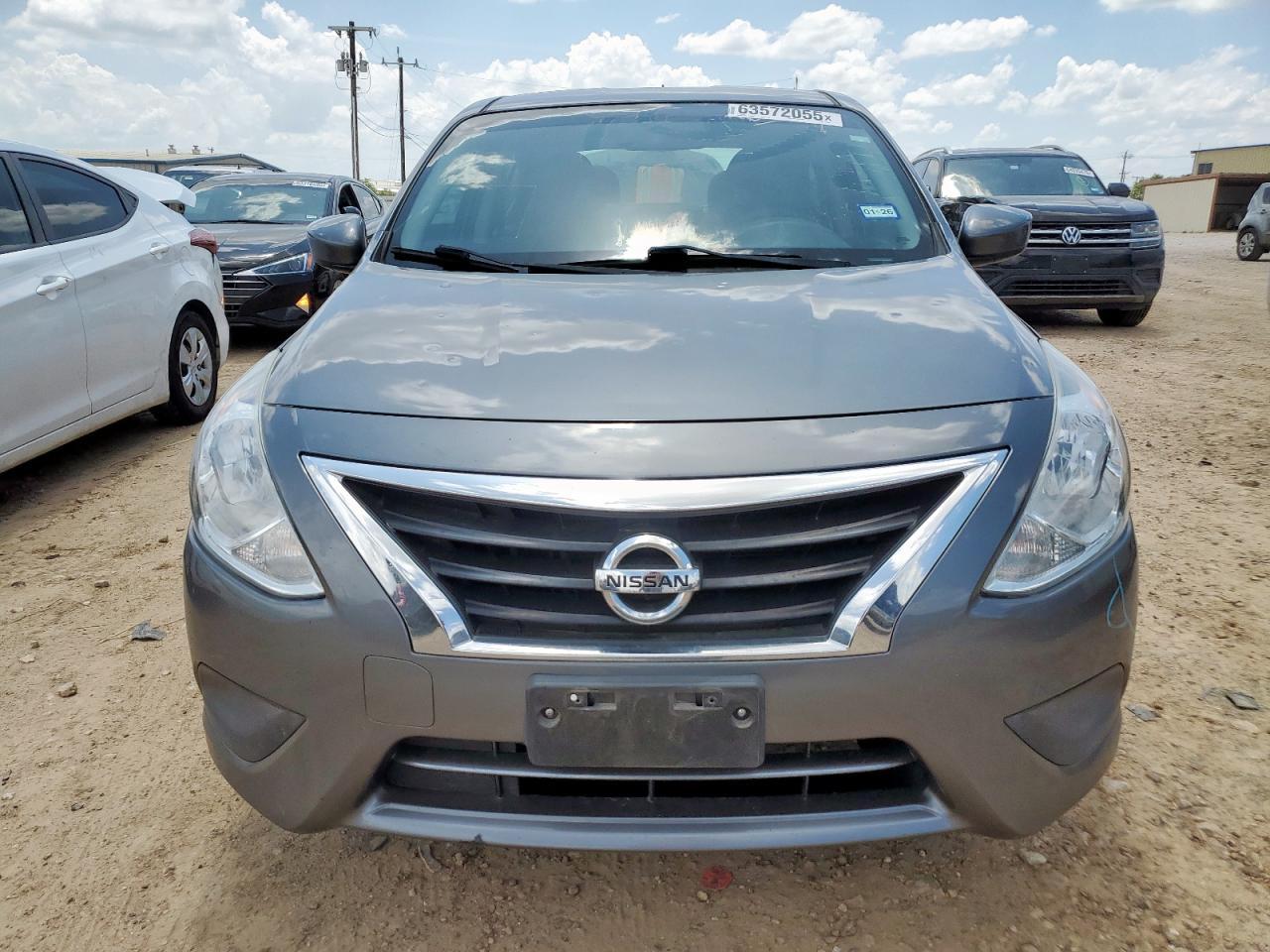 2016 Nissan Versa S - Фото 5