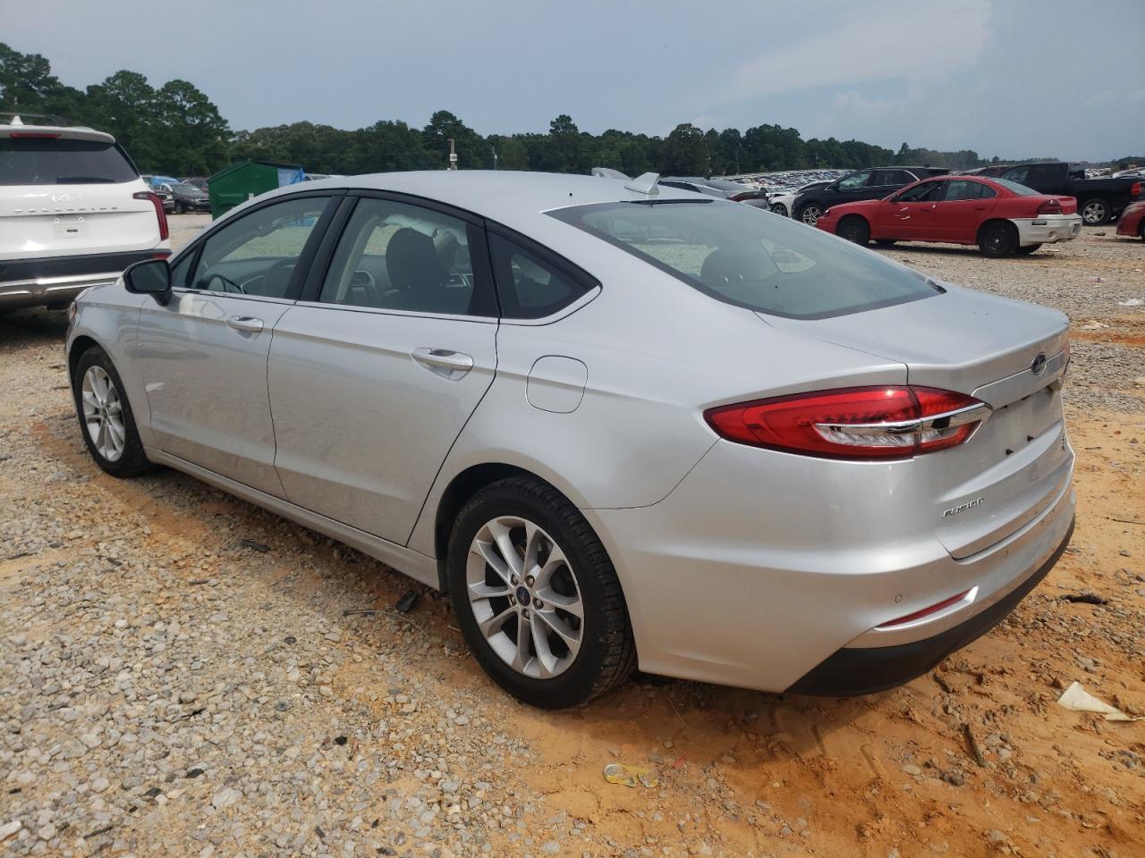 2019 Ford Fusion Se - Image 2