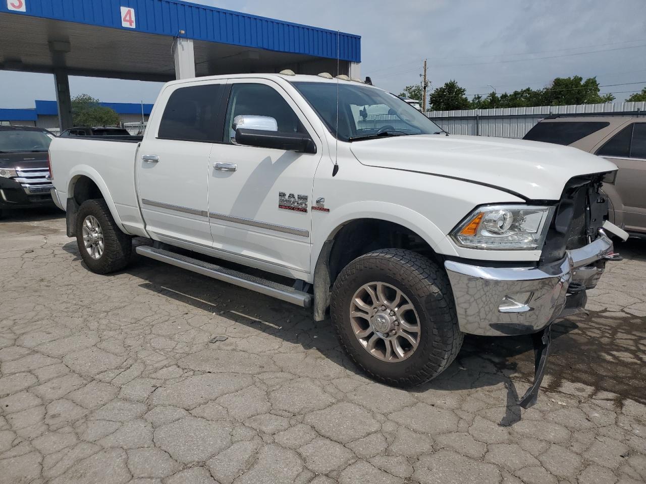 2014 Ram 2500 Laramie - Image 4
