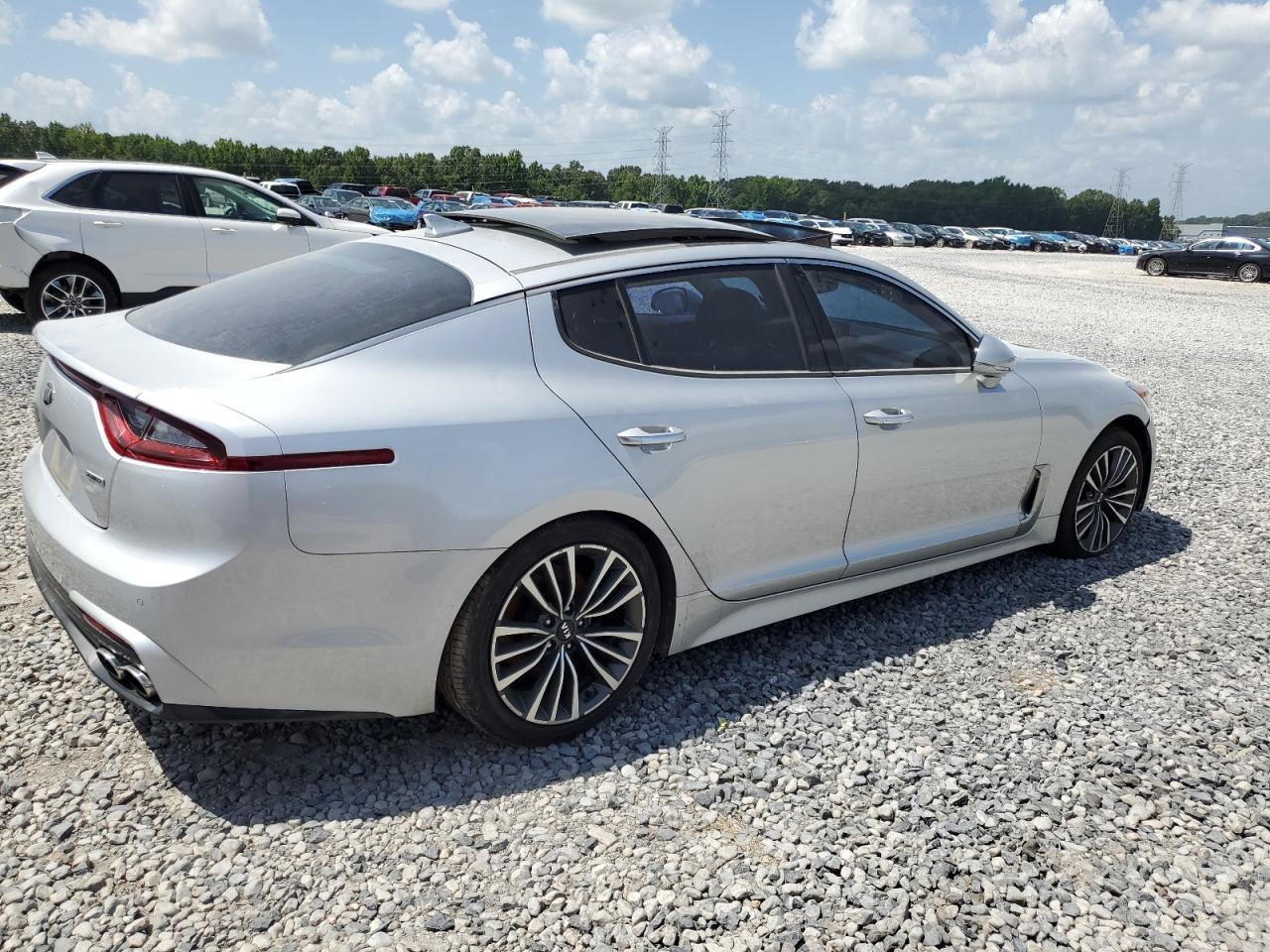 2018 Kia Stinger Premium - Фото 3