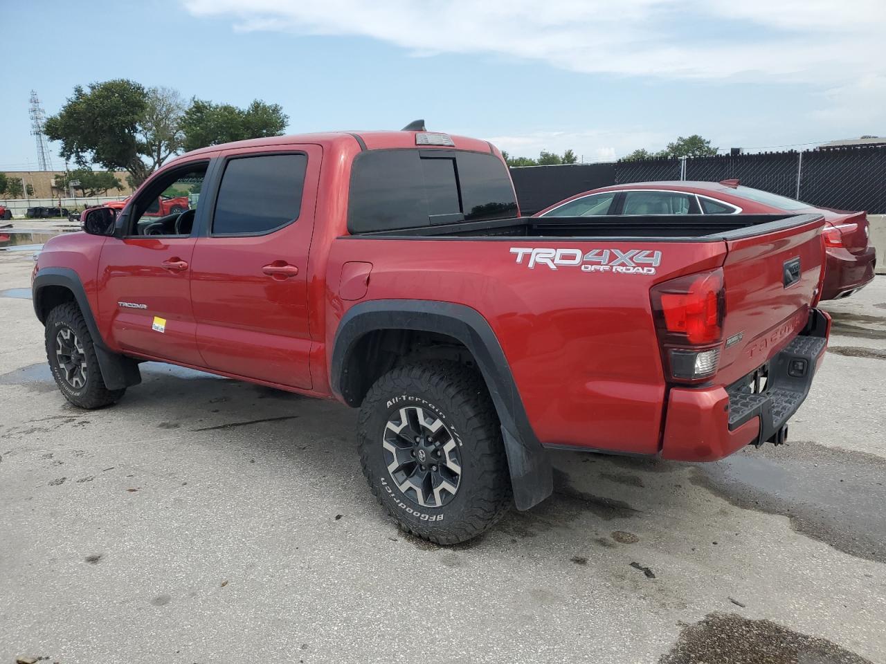 2019 Toyota Tacoma Double Cab - Фото 2