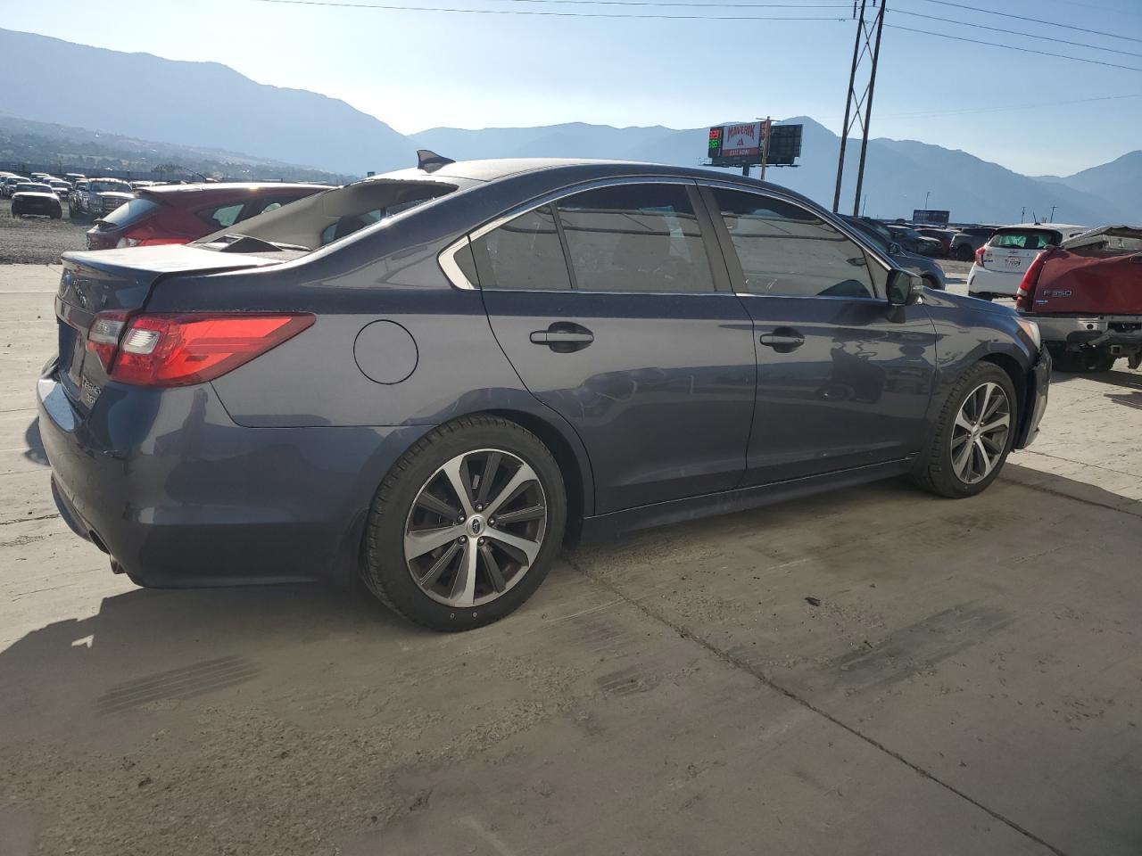 2016 Subaru Legacy 3.6R Limited - Image 3