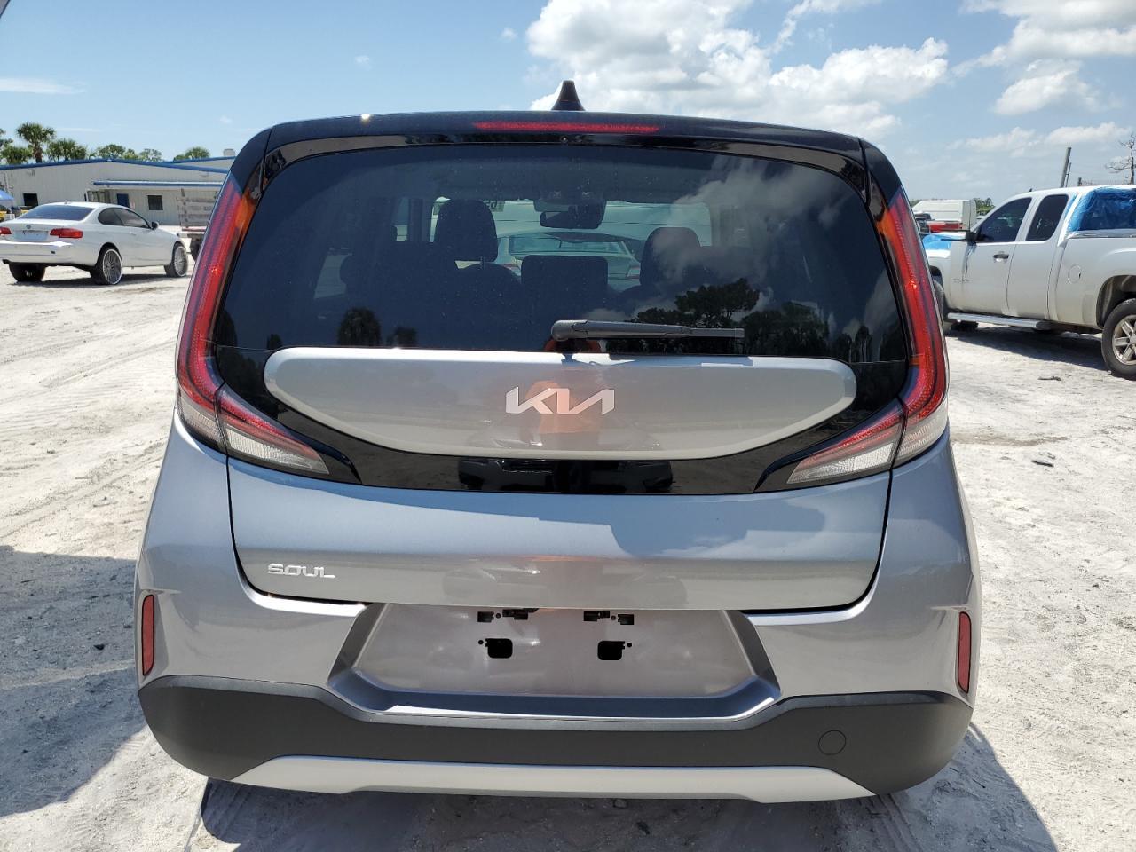 2025 Kia Soul Lx - Фото 6