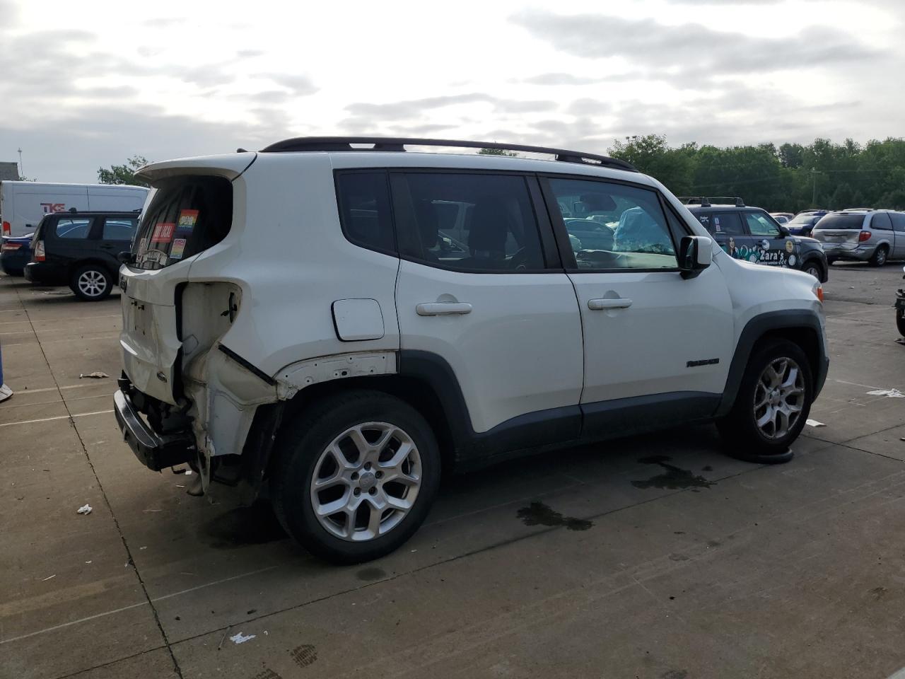 2015 Jeep Renegade Latitude - Фото 3