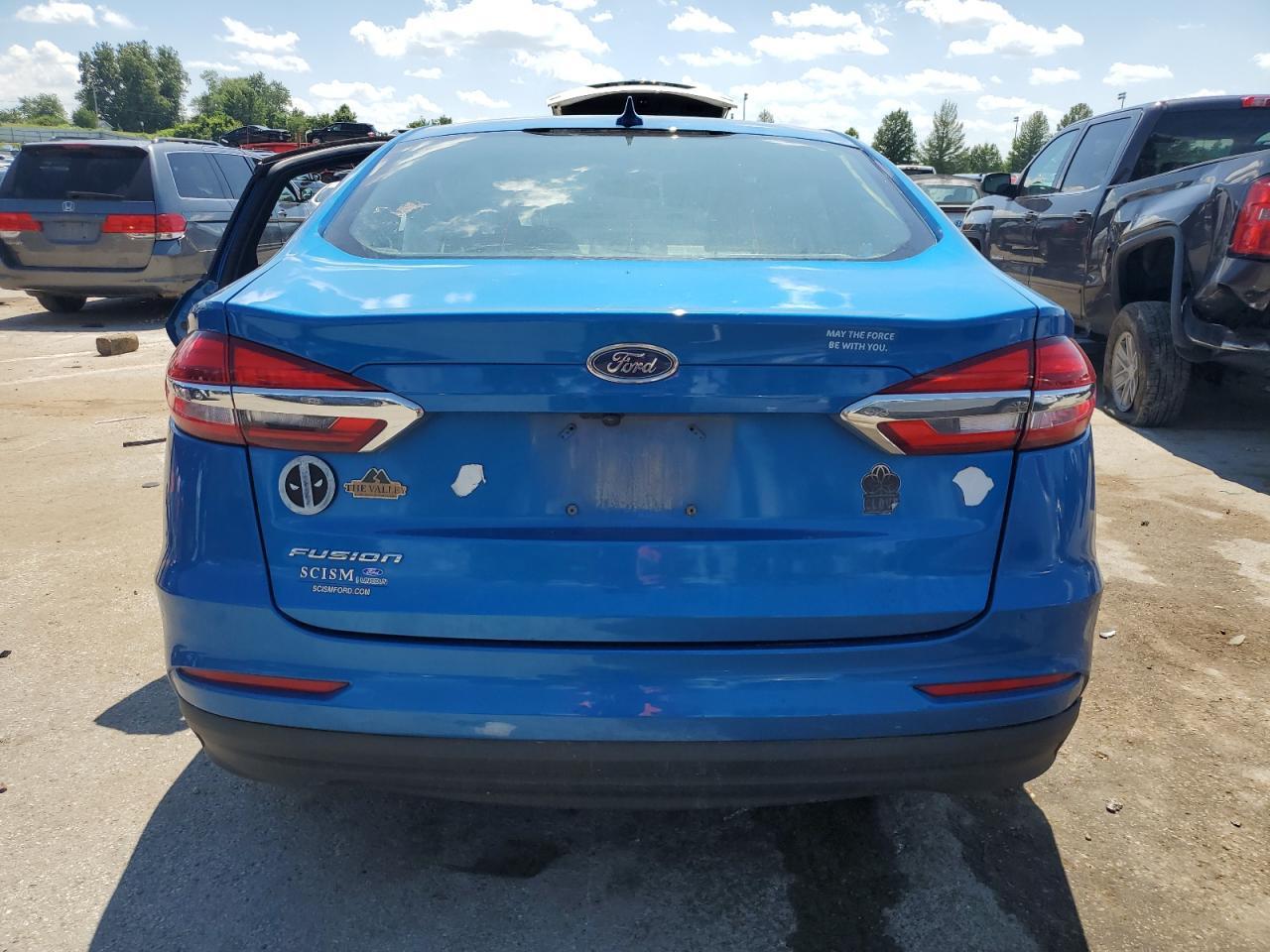 2020 Ford Fusion S - Фото 6