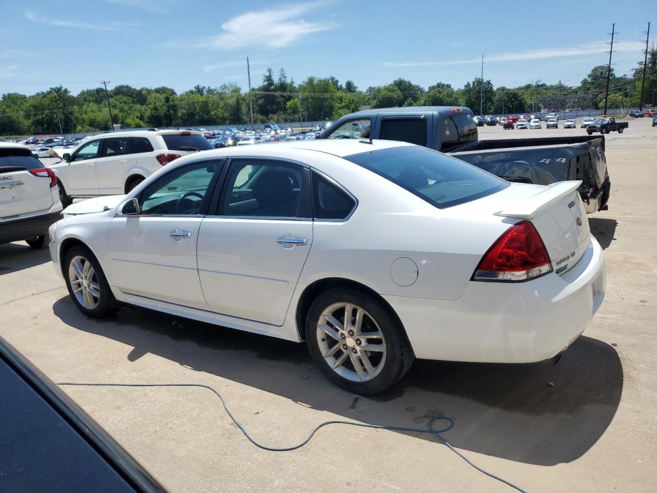 2012 Chevrolet Impala Ltz - Image 2